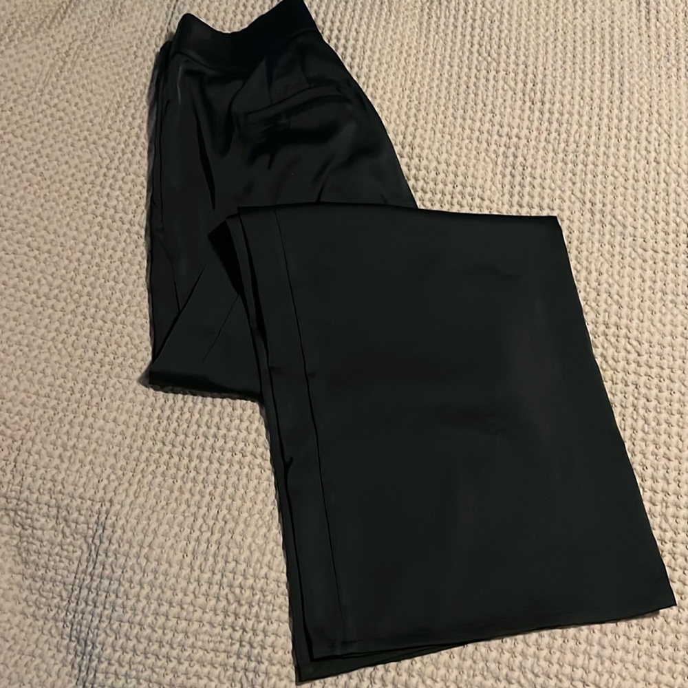 Lulus high rise satin pleated trouser